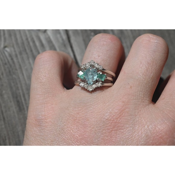 Aquamarine and Emerald engagement ring set - Picture 2 of 3